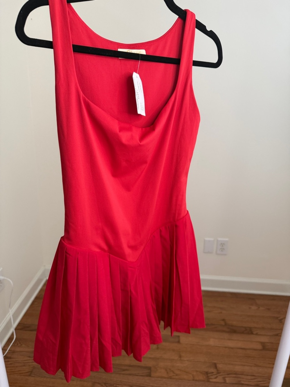 Qinsen Tennis Dress Small Red Square Neck Pleated Athletic Fit Flare‎ Mini  3375